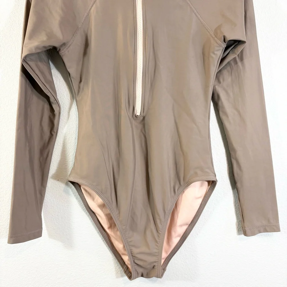 Madewell Second Wave Rash Guard One Piece Swimsuit Size S Tan (Castle Rock) - Picture 3 of 12
